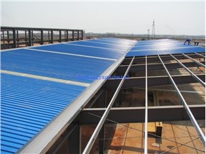 Suiteáil Éasca Foirgneamh Struchtúr Cruach Éadrom Do Stóras